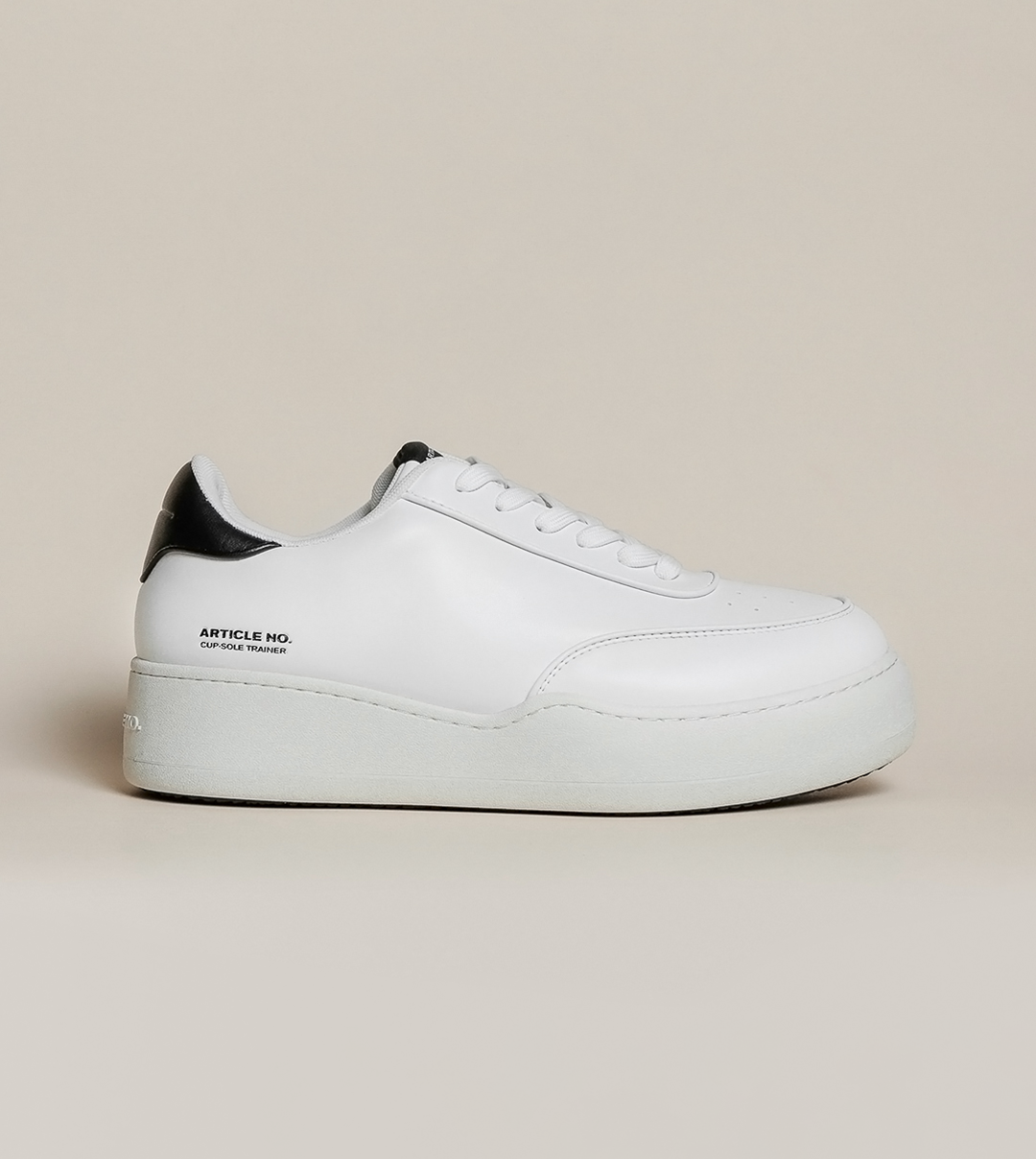 BURGER LOW-TOP WHITE TRAINERS