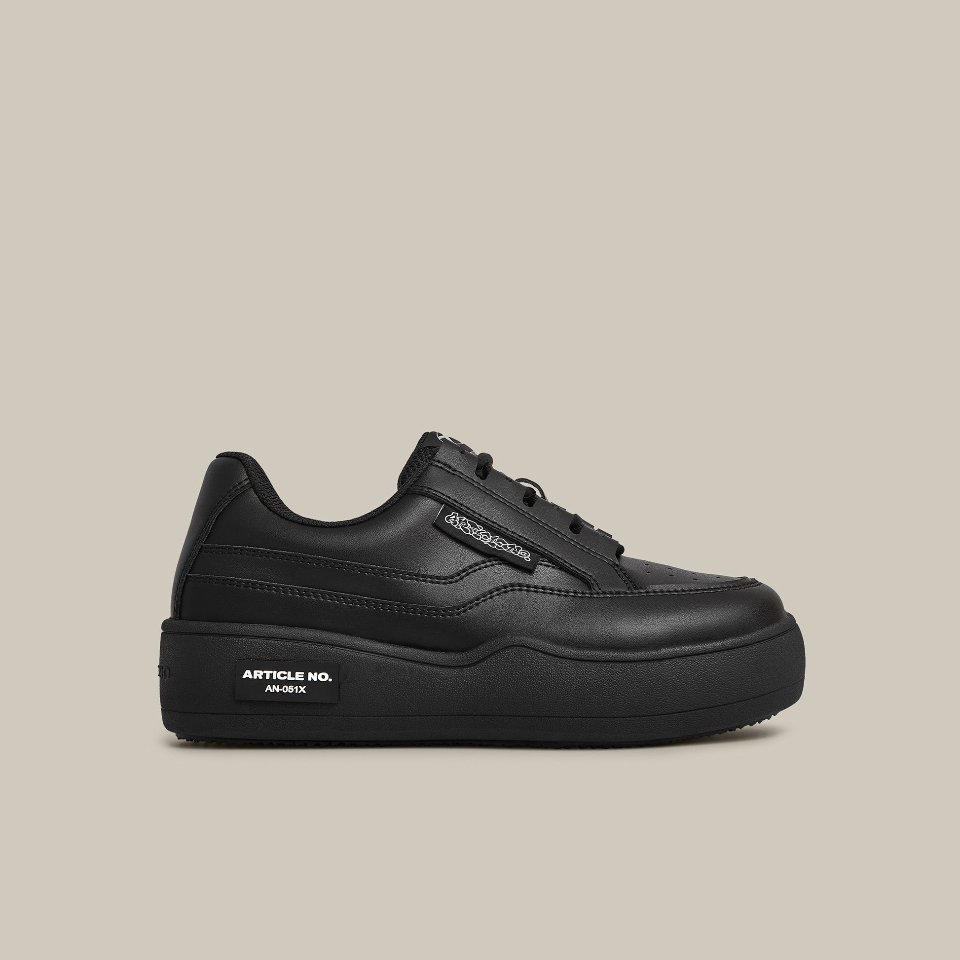 BURGER BLACK LOW-TOP SKATE