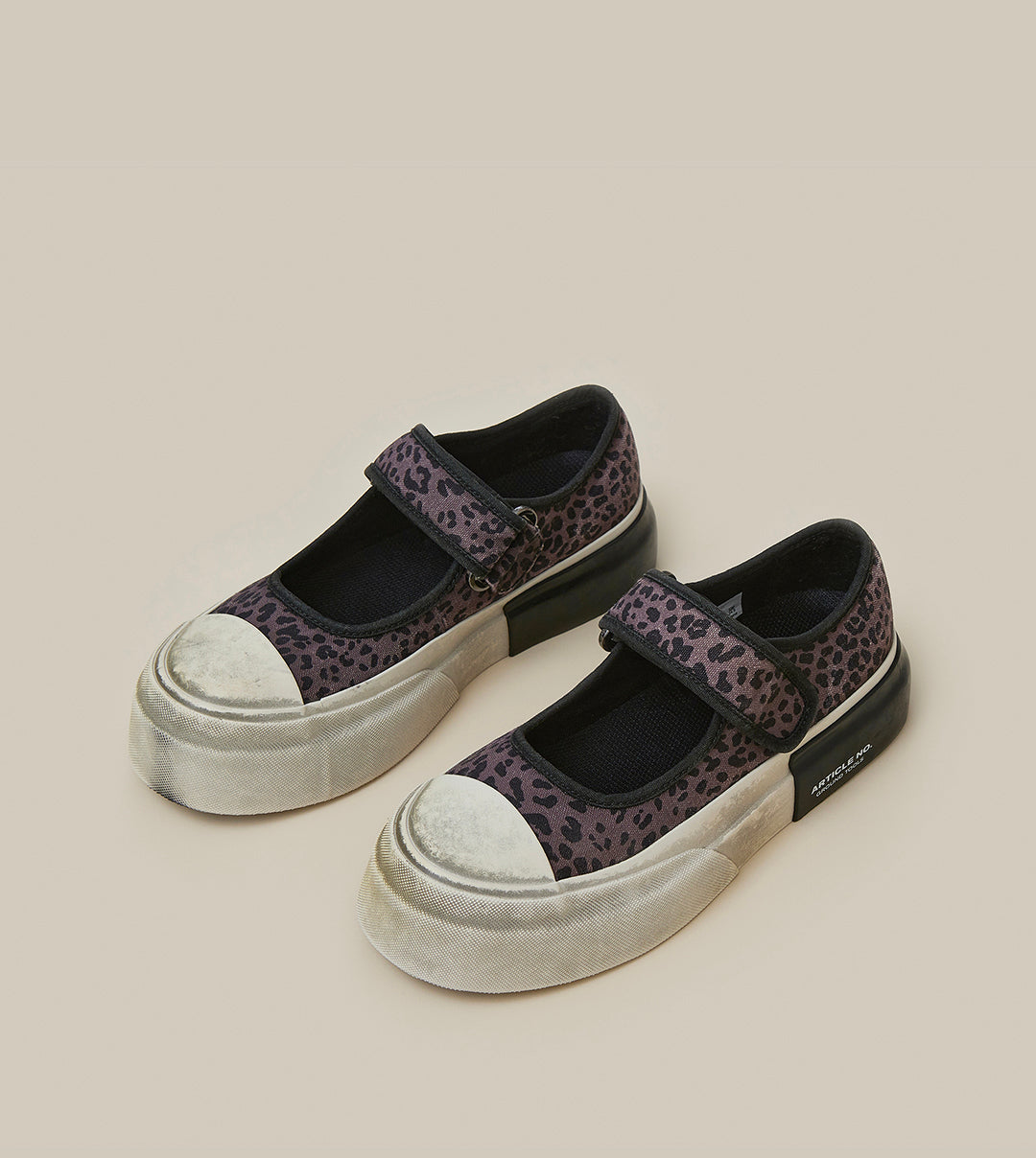DISTRESSED LEOPARD MARY JANE