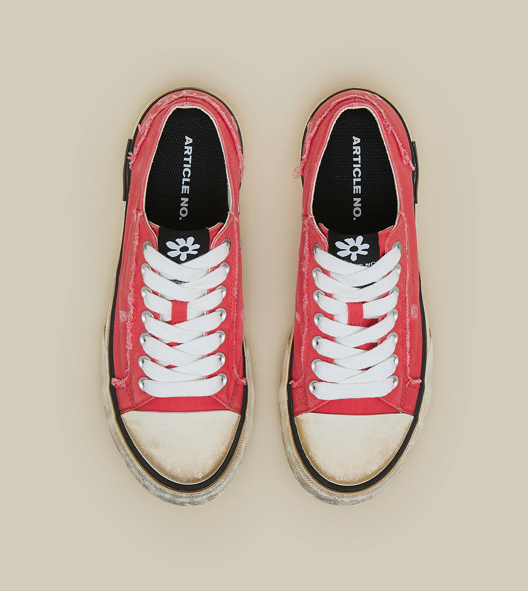 DISTRESSED LOW-TOP RED SNEAKERS