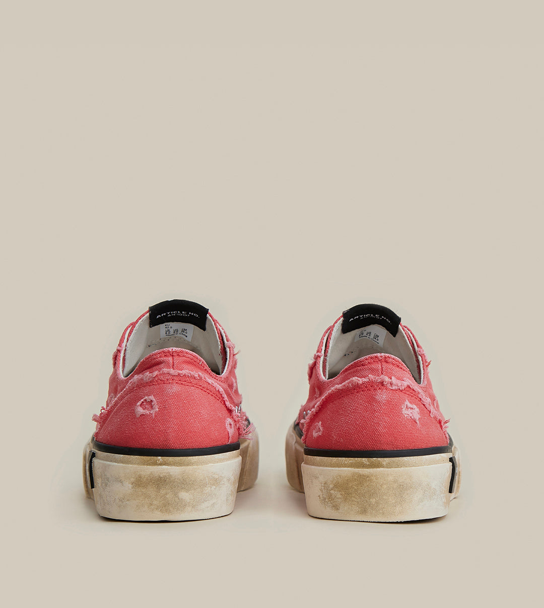 DISTRESSED LOW-TOP RED SNEAKERS