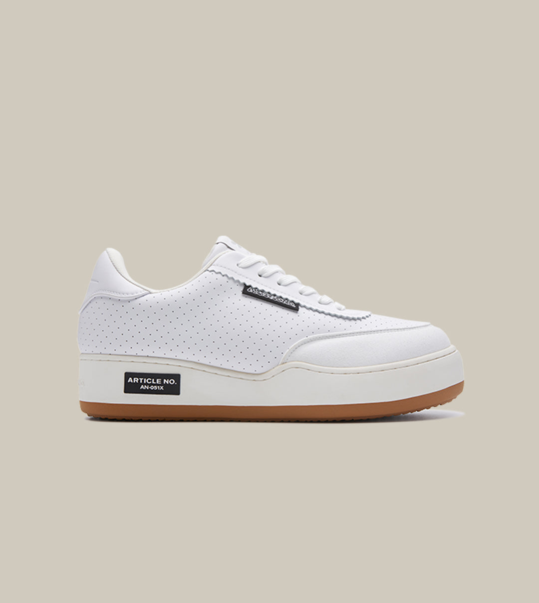 BURGER LOW-TOP PERFORATED WHITE TRAINER