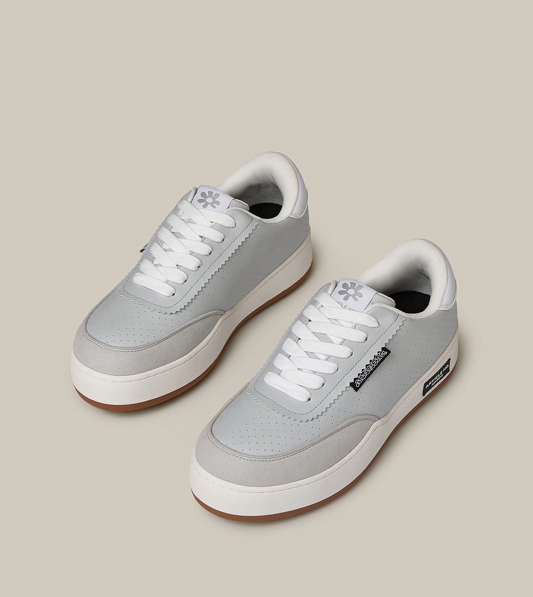 BURGER LOW-TOP PERFORATED GREY TRAINER