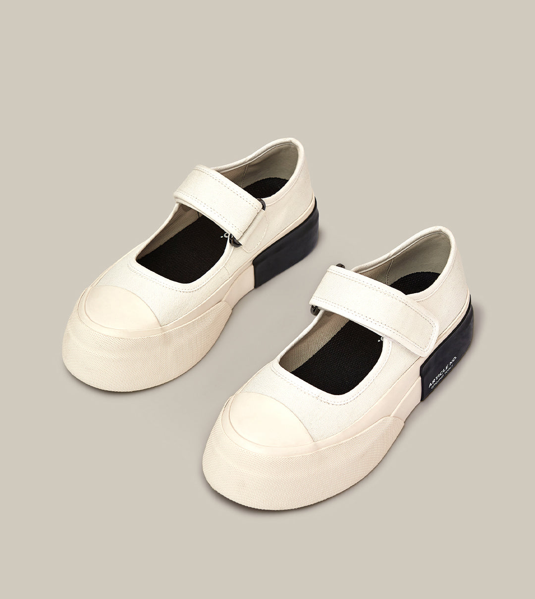 DOWNTOWN CANVAS MARYJANE IN WHITE