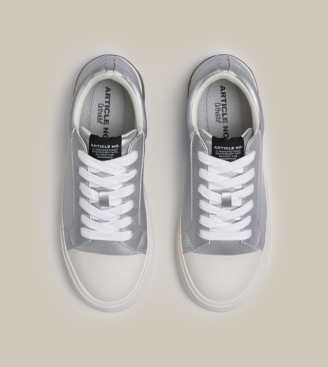 DOWNTOWN PLEATHER LOW-TOP SILVER SNEAKERS