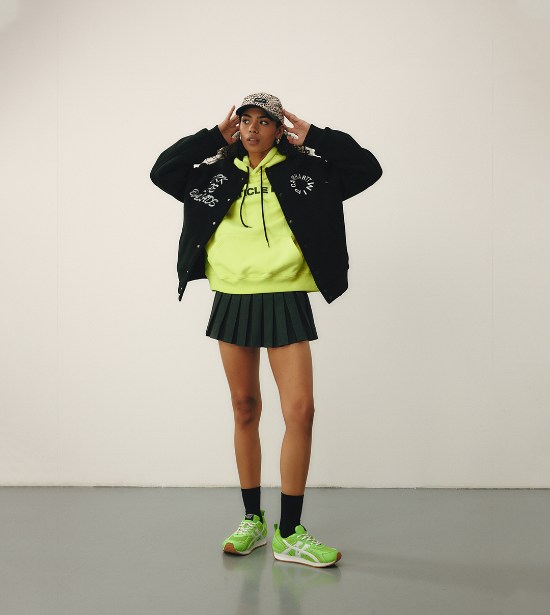 DUNE LOW-TOP NEON GREEN LOGO RUNNER
