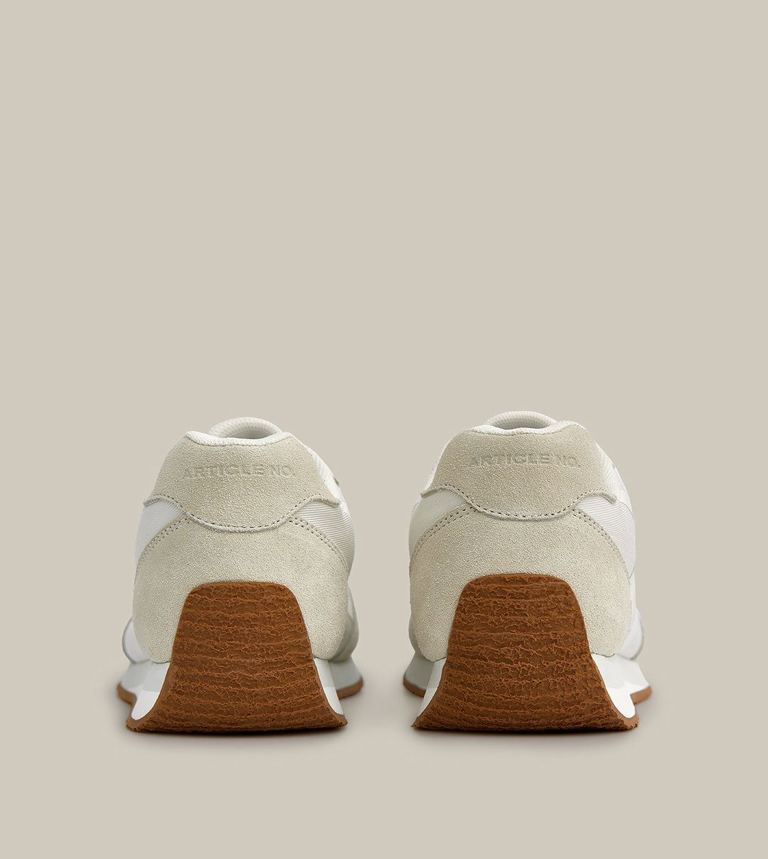 DUNE LOW-TOP KHAKI AND WHITE LOGO RUNNER