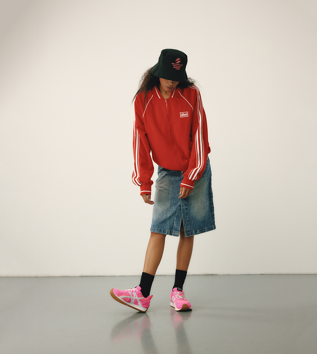 DUNE LOW-TOP NEON PINK LOGO RUNNER