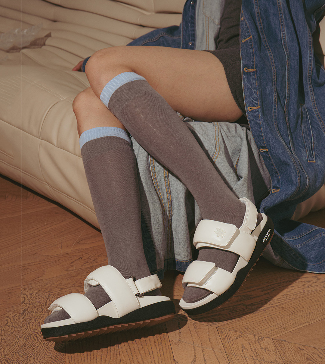 VAGABOND LEATHER WHITE SANDALS