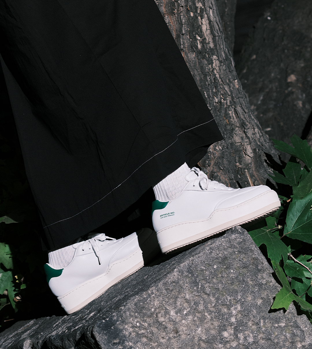 BURGER LOW-TOP WHITE TRAINERS