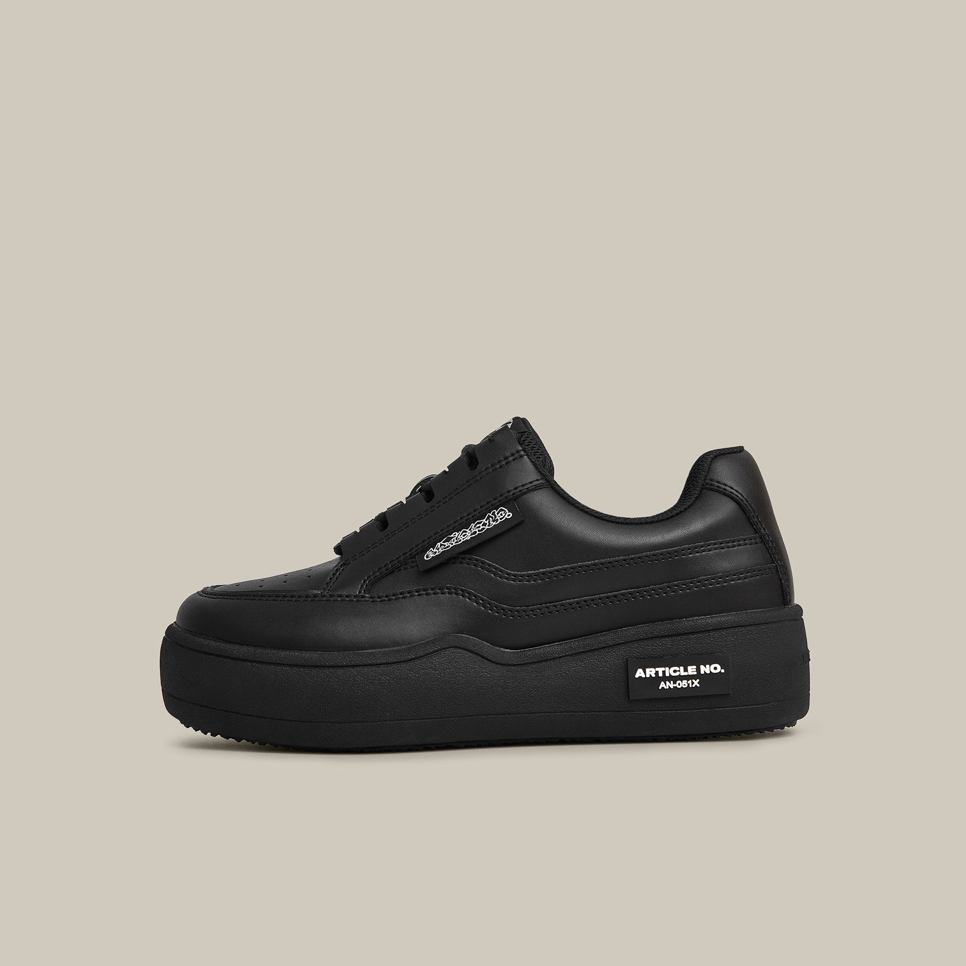 BURGER BLACK LOW-TOP SKATE