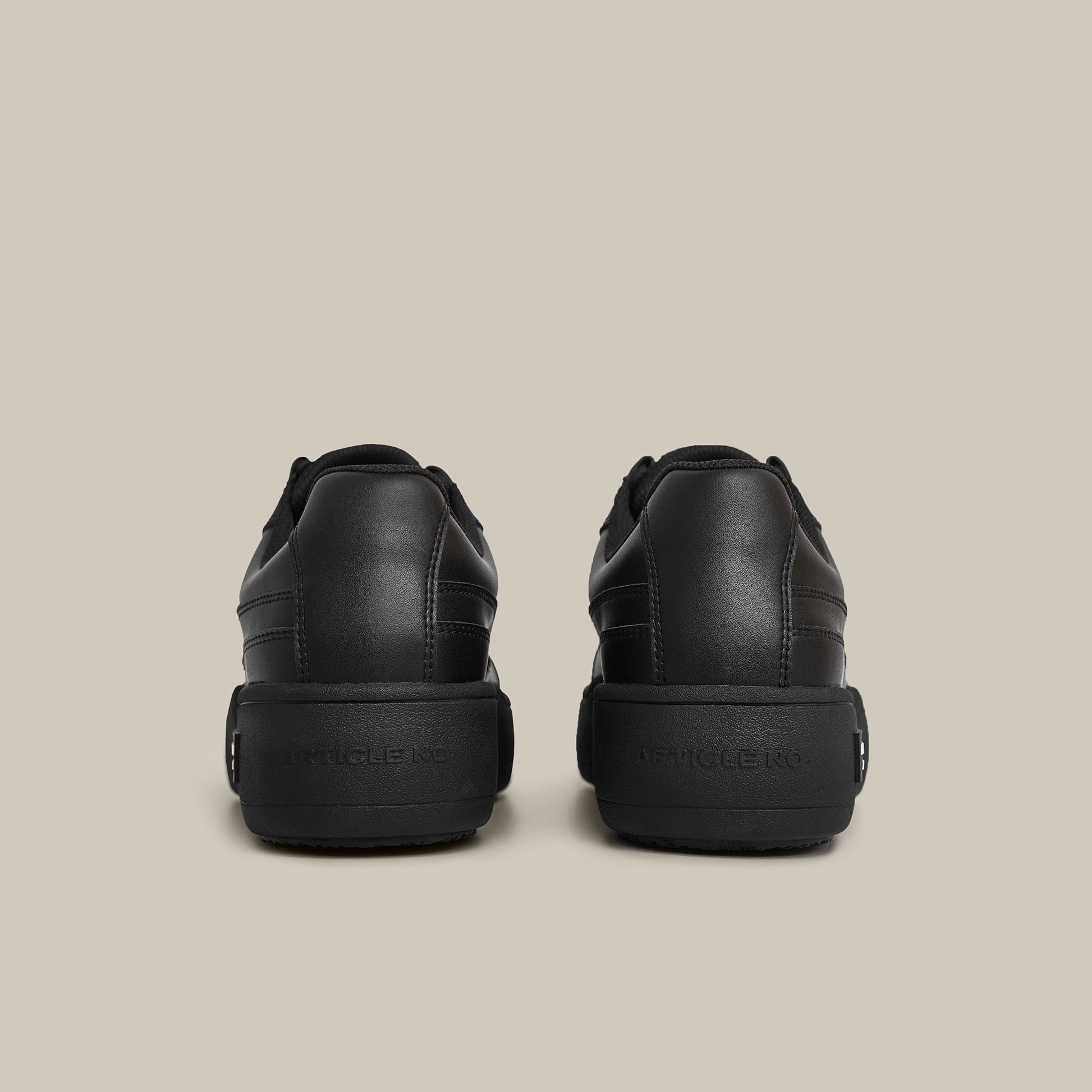 BURGER BLACK LOW-TOP SKATE