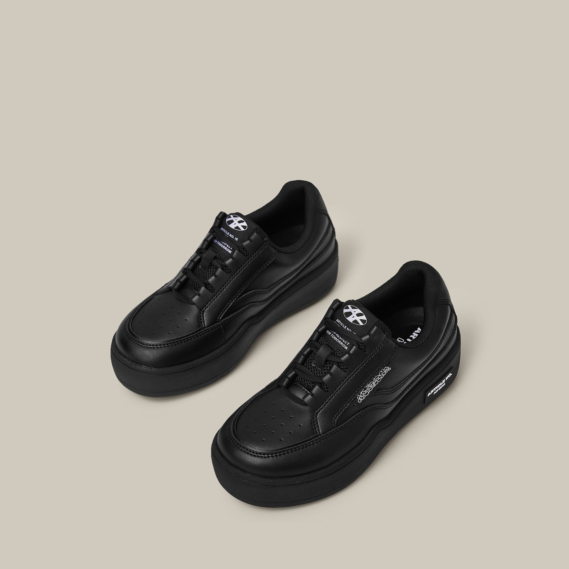 BURGER BLACK LOW-TOP SKATE