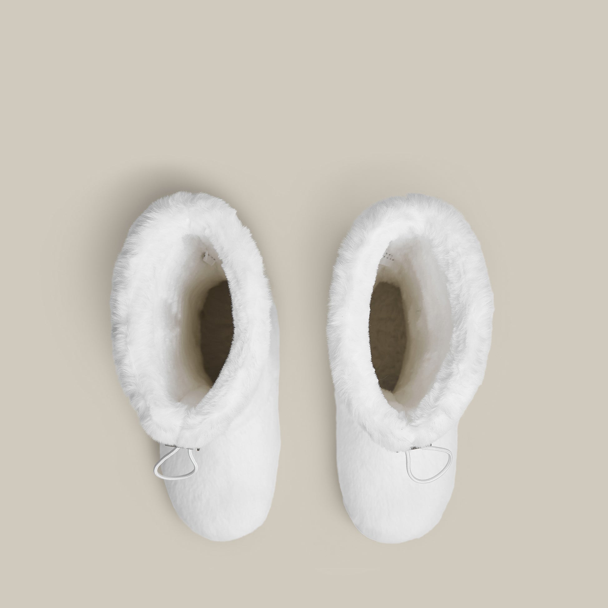 BURGER WHITE FAUX FUR KNEE SNOW BOOTS