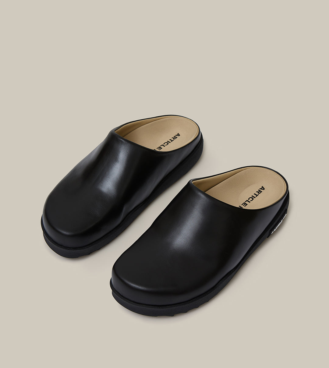 VAGABOND CALF LEATHER BLACK MULE