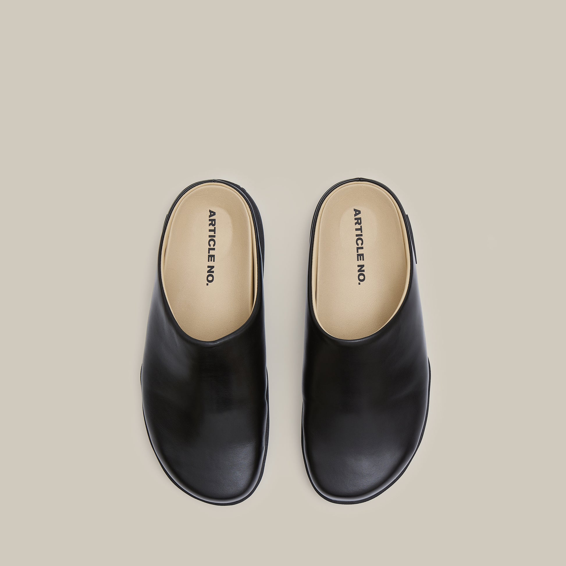 VAGABOND CALF LEATHER BLACK MULE