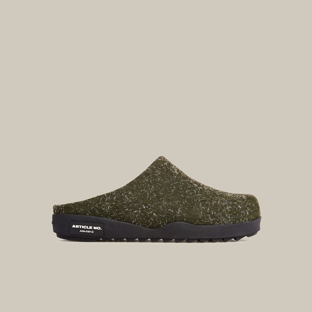 VAGABOND SUEDE GREEN MULE