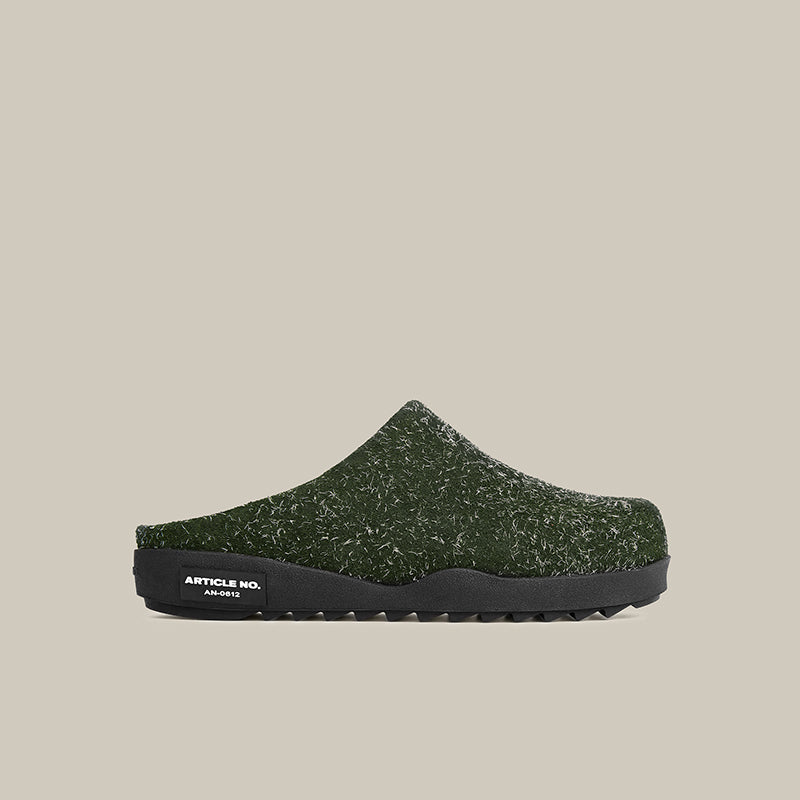 VAGABOND SUEDE GREEN MULE