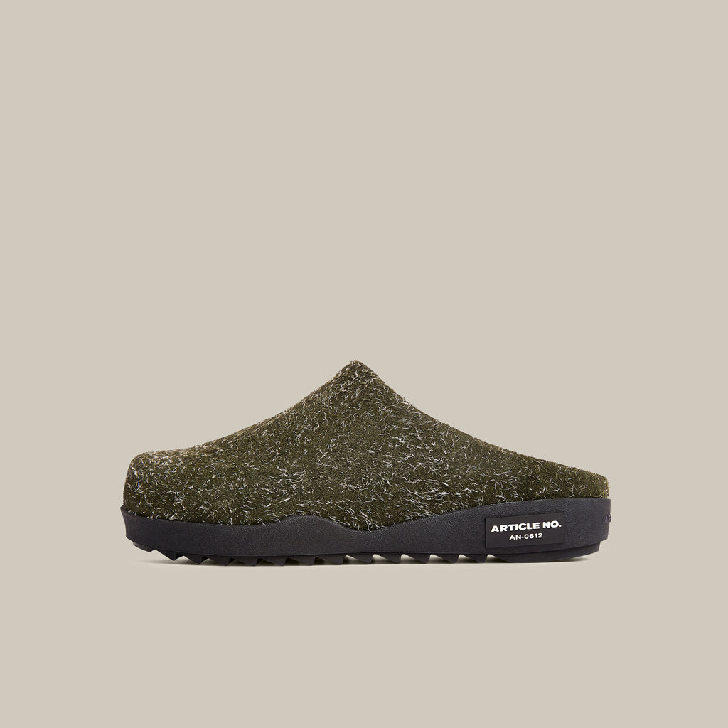 VAGABOND SUEDE GREEN MULE