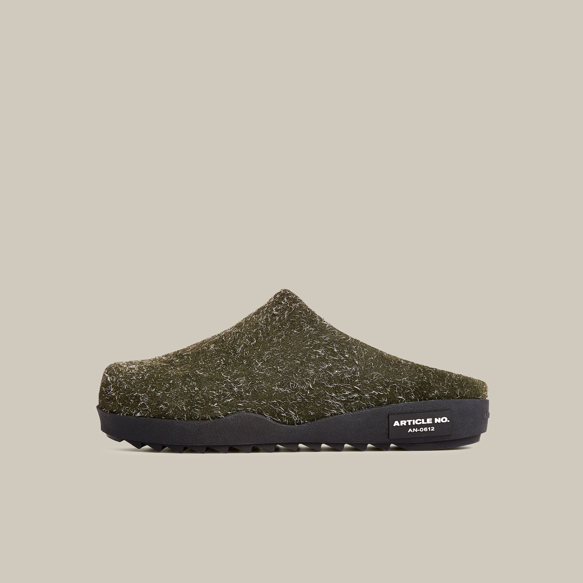 VAGABOND SUEDE GREEN MULE