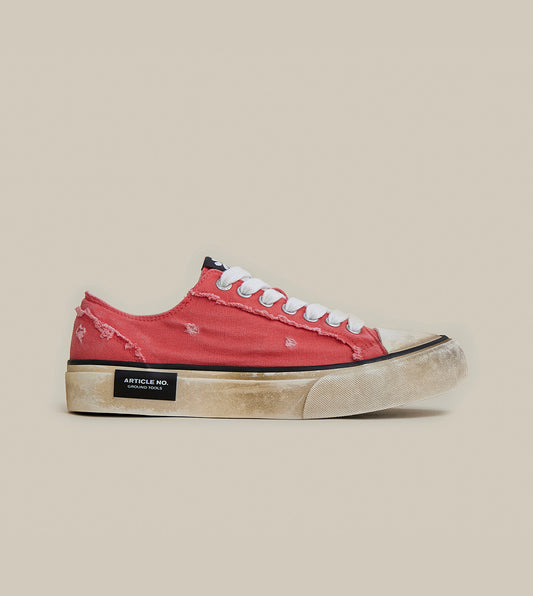 DISTRESSED LOW-TOP RED SNEAKERS