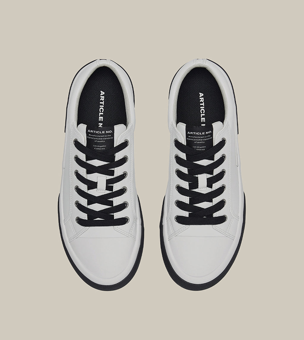 O.G. CLASSIC PLEATHER LOW-TOP SNEAKERS
