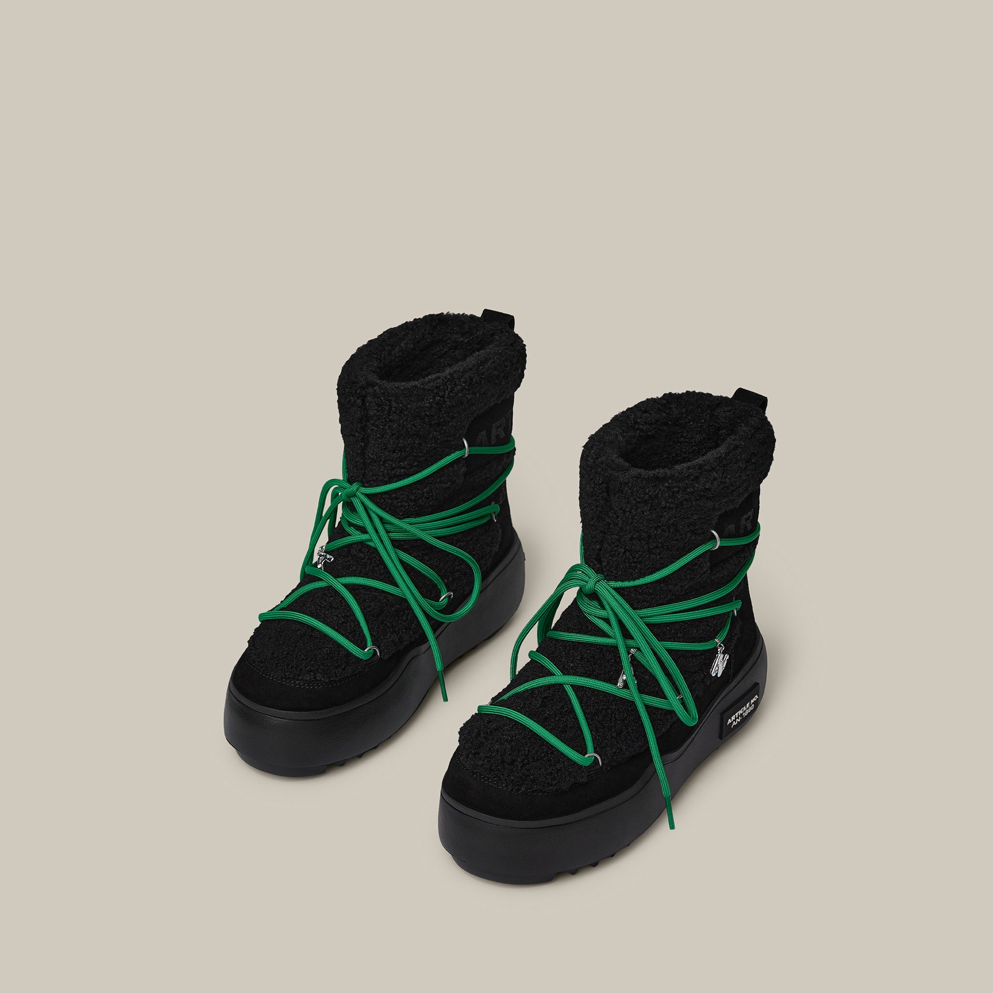 BURGER PLATFORM BLACK TEDDY SNOW BOOTS 65mm