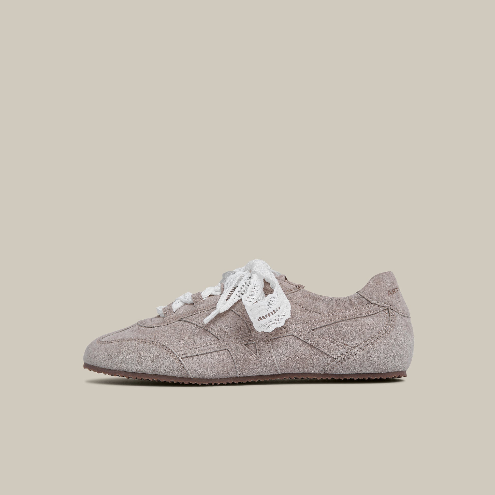 BALLET ROSE BEIGE LOW-TOP LOGO FLAT RUNNER
