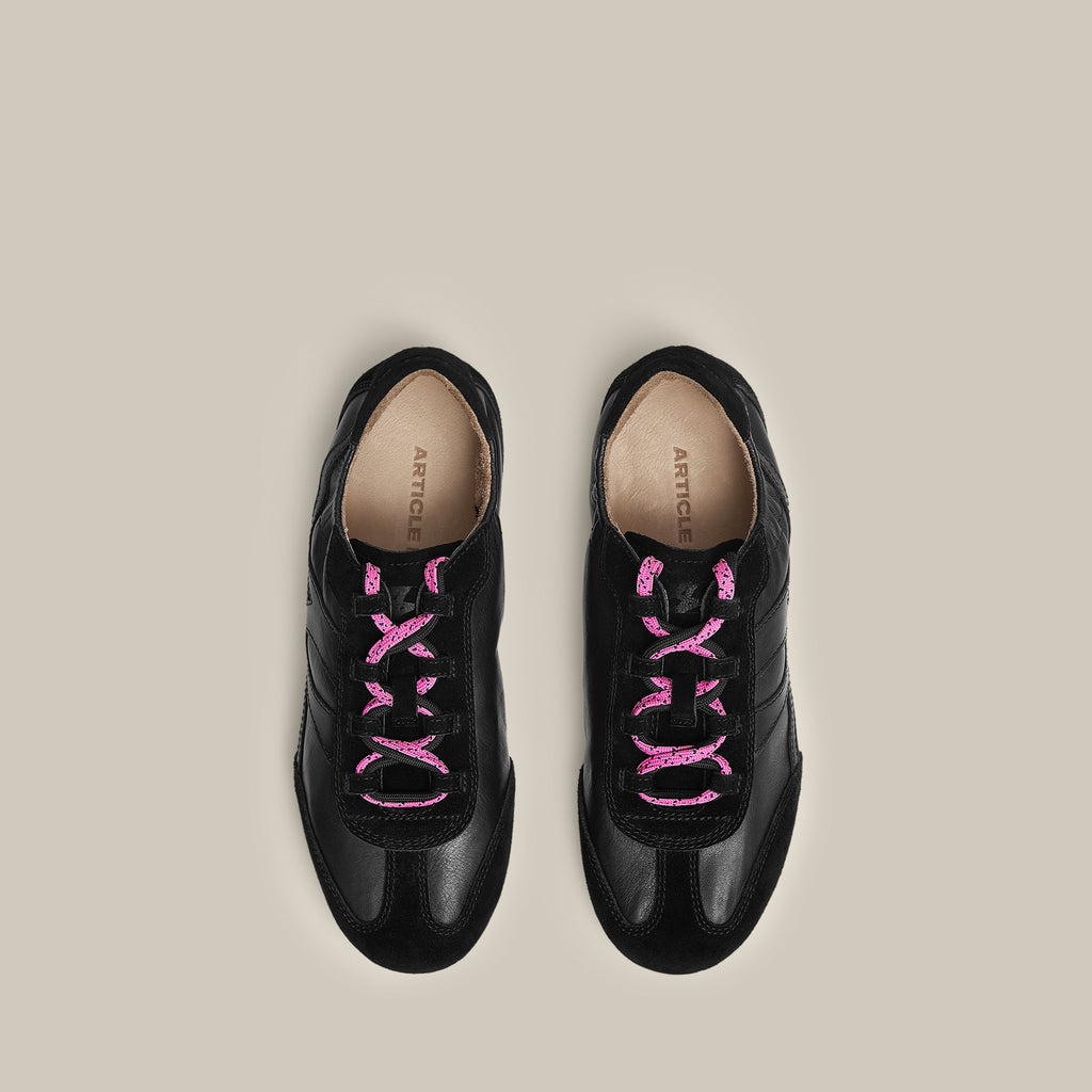 BALLET BLACK LOW-TOP LOGO FLAT RUNNER