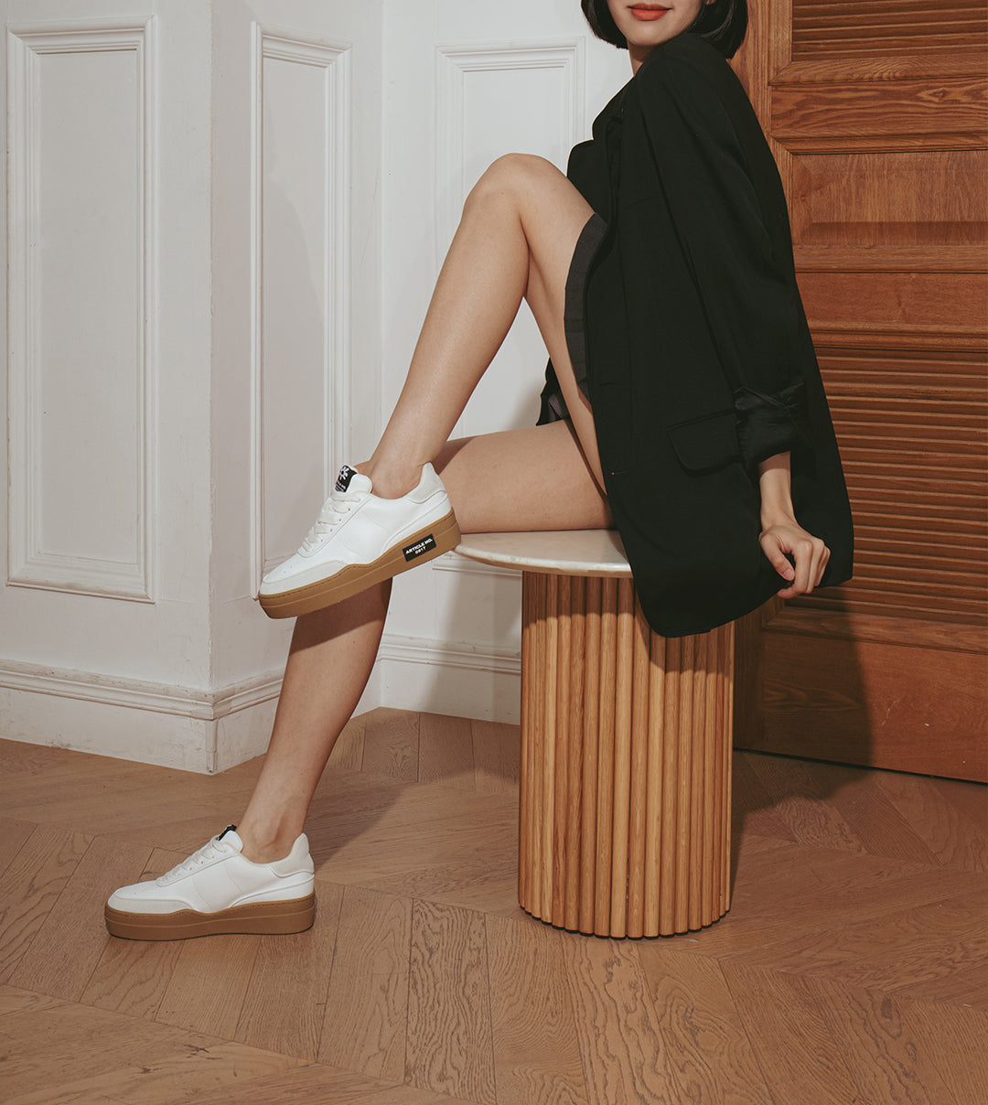 COURT SNEAKER LOW-TOP WHITE AND GREY SNEAKERS