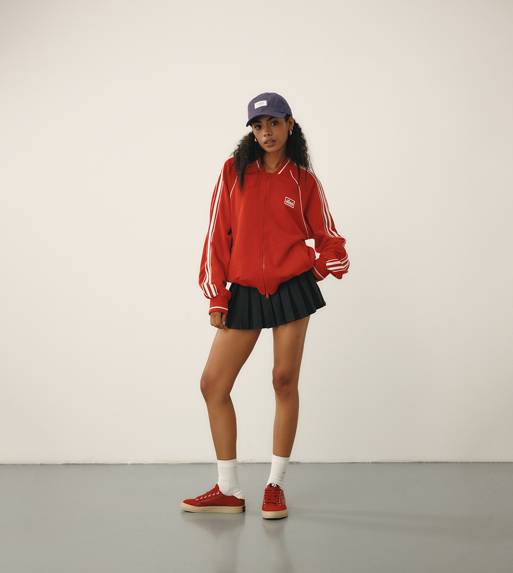 O.G. CLASSIC STITCHING LOGO SNEAKERS IN RED