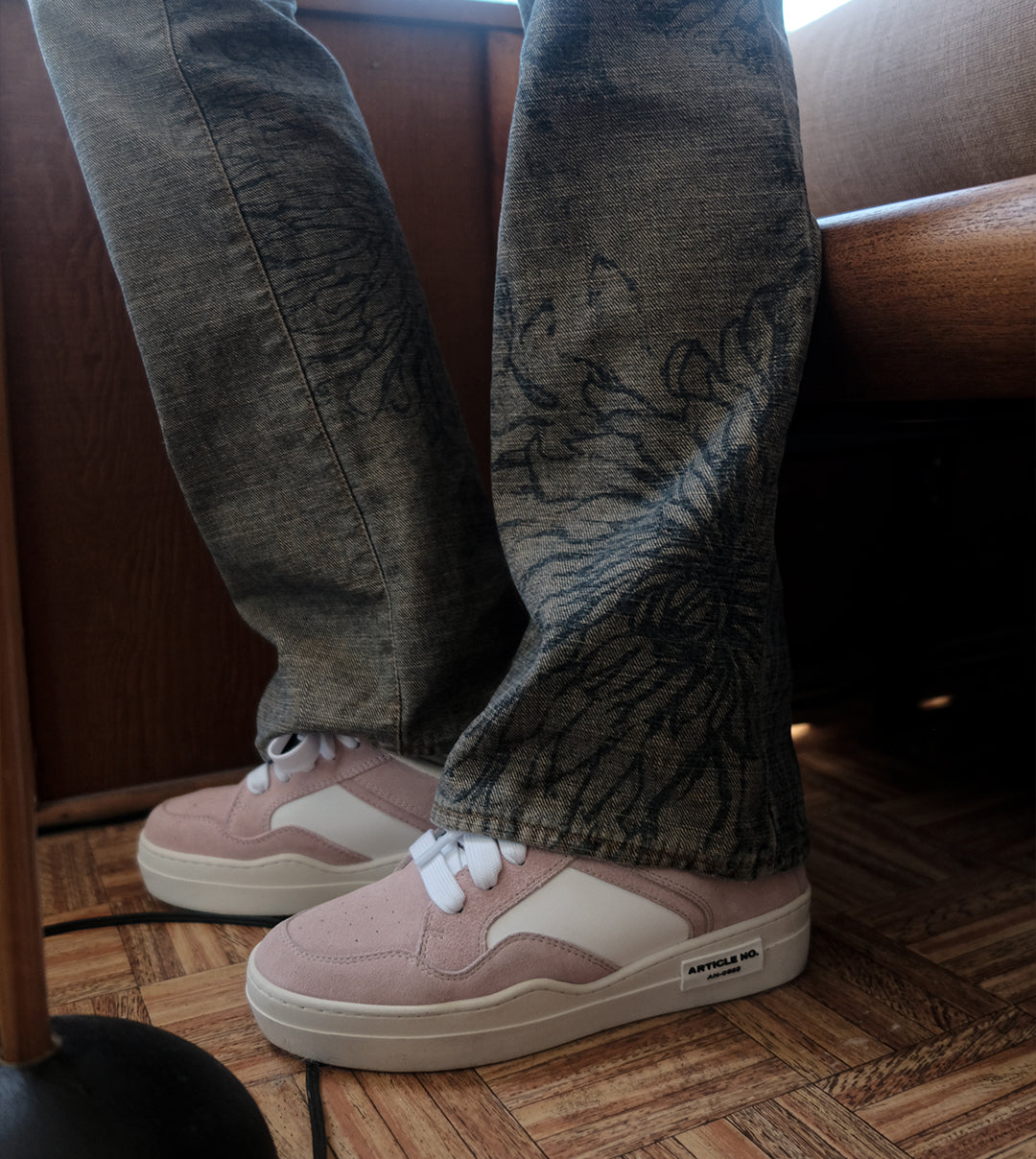 COURT SNEAKER LOW-TOP PINK SKATE SNEAKERS