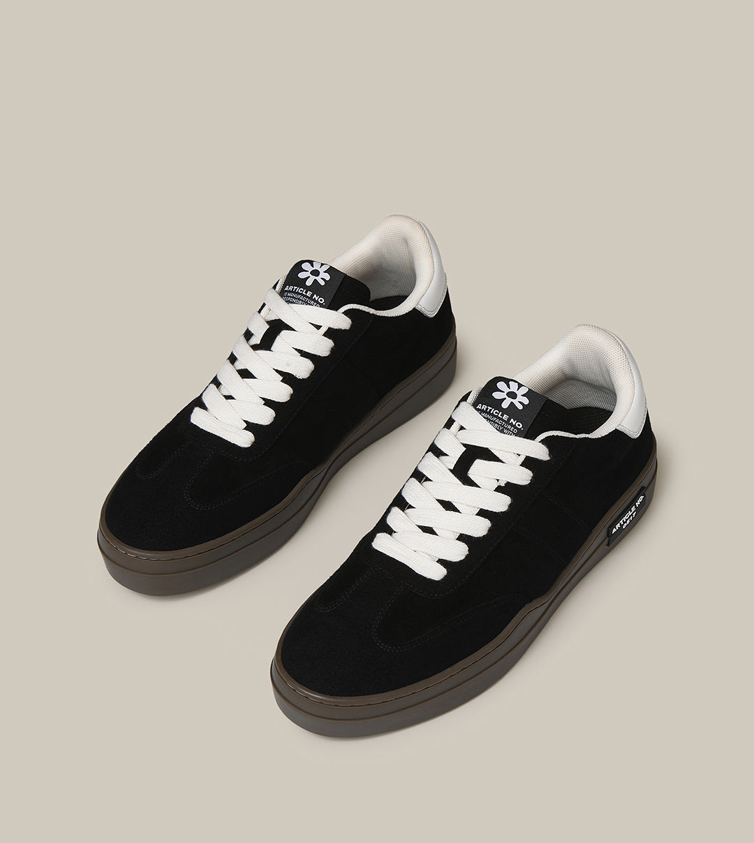 DOWNTOWN LOW-TOP BLACK SUEDE SNEAKERS