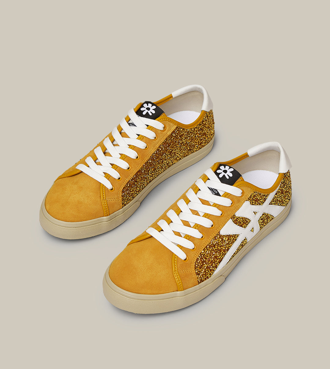 O.G. CLASSIC LOGO GLITTER SNEAKERS IN YELLOW