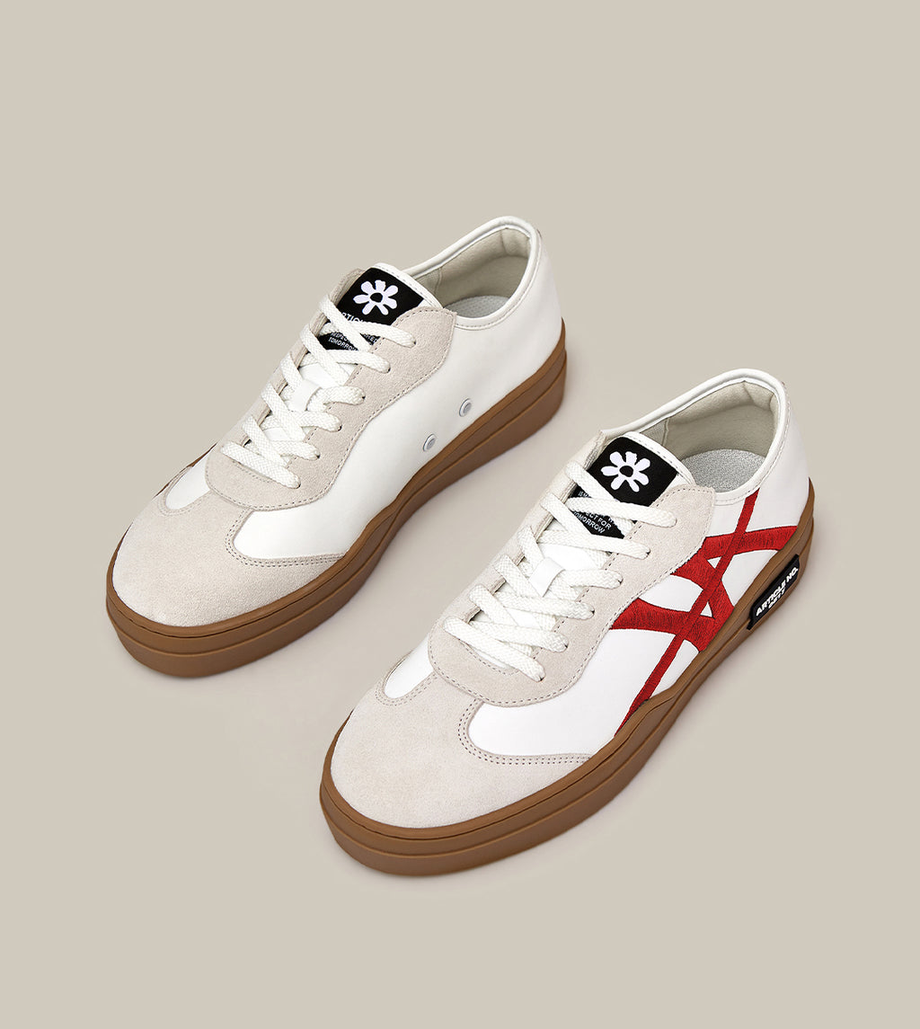 COURT SNEAKER RED LOGO GERMAN TRAINER