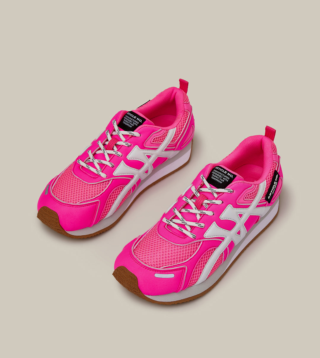 DUNE LOW-TOP NEON PINK LOGO RUNNER