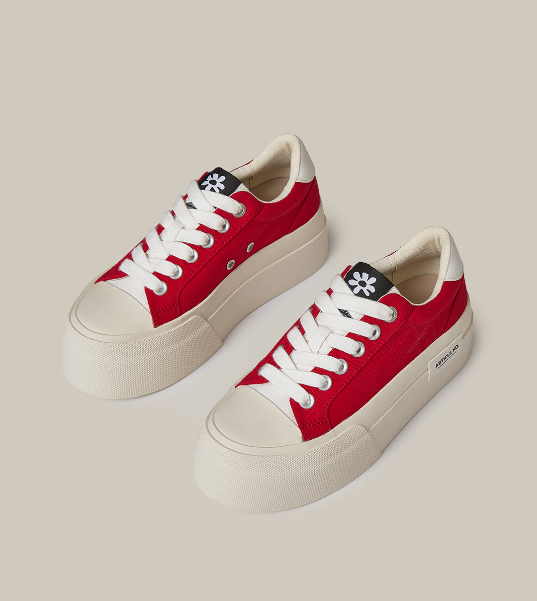 O.G. CLASSIC PLATFORM CANVAS SNEAKERS IN RED