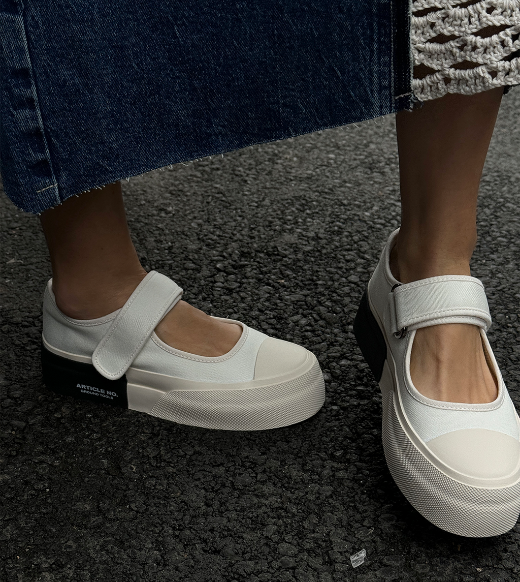 DOWNTOWN CANVAS MARYJANE IN WHITE
