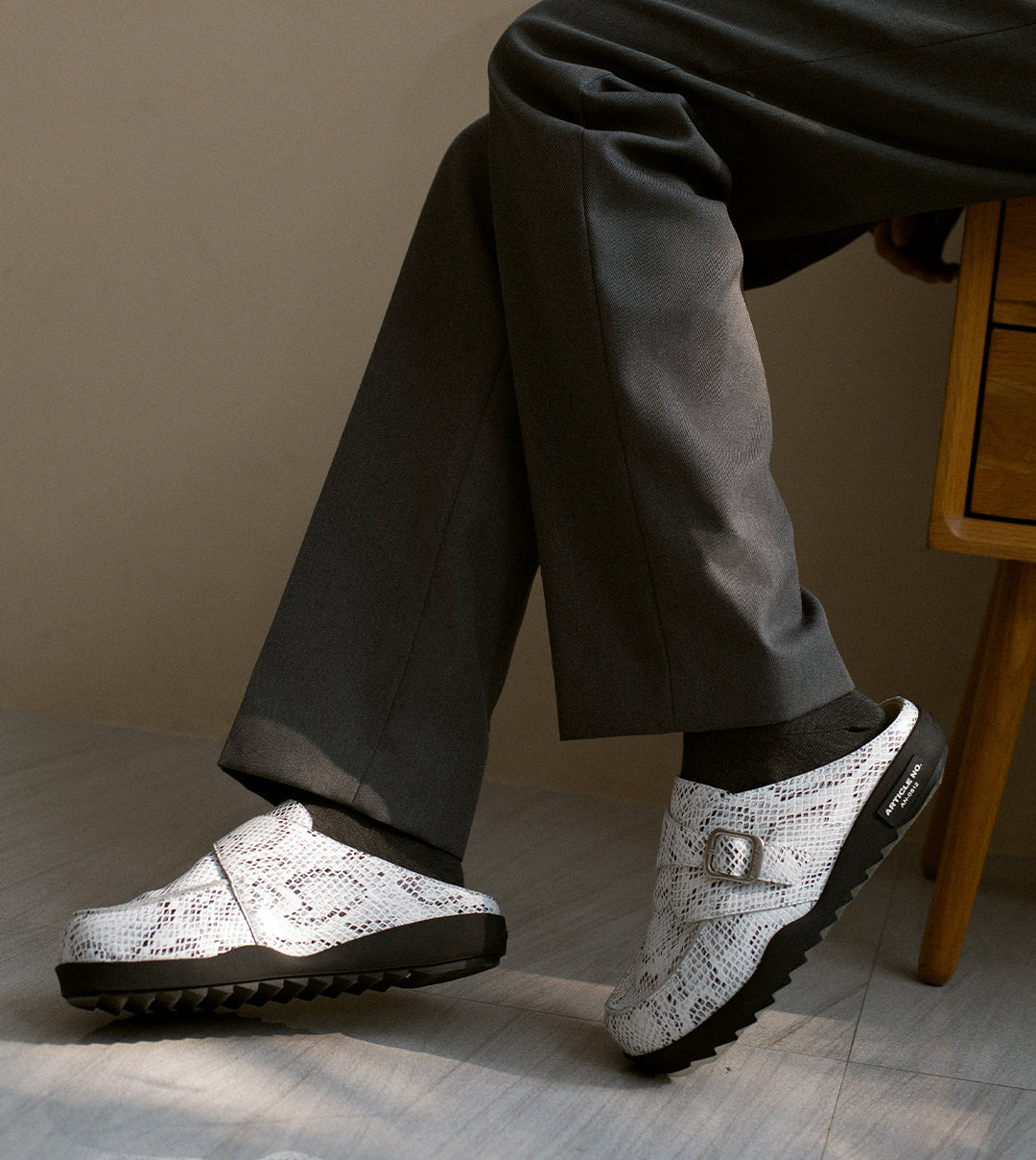 VAGABOND CALF LEATHER SNAKE PRINT MULE