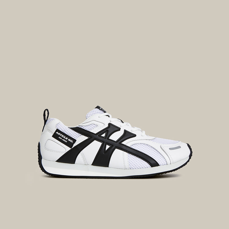 DUNE LOW-TOP WHITE AND BLACK LOGO RUNNER