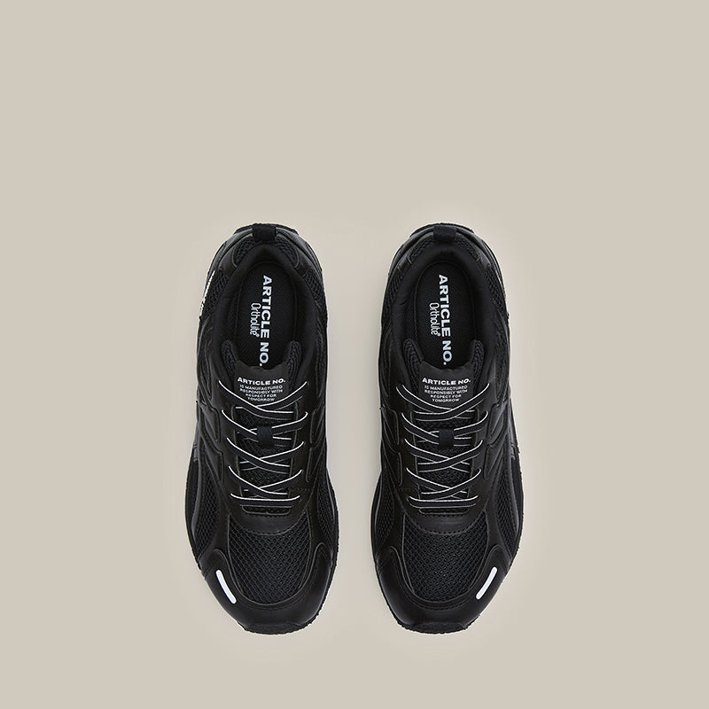 DUNE LOW-TOP BLACK LOGO RUNNER