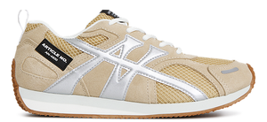 DUNE LOW-TOP BEIGE AND SILVER LOGO RUNNER