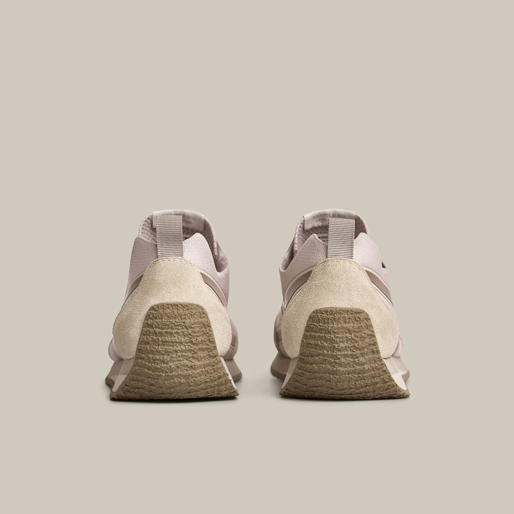 DUNE LOW-TOP KHAKI FLYKNIT LOGO RUNNER
