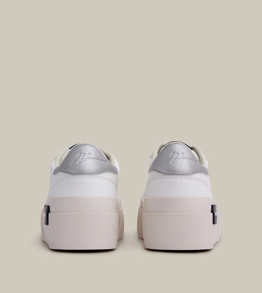 O.G. CLASSIC PLATFORM WHITE SNEAKERS IN SILVER TAIL