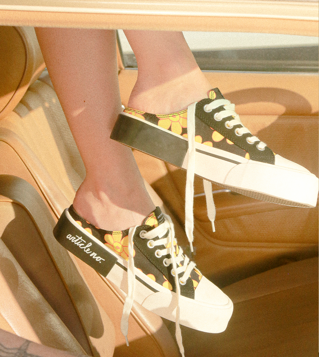 O.G. CLASSIC SUNFLOWER SLIP-ON MULES